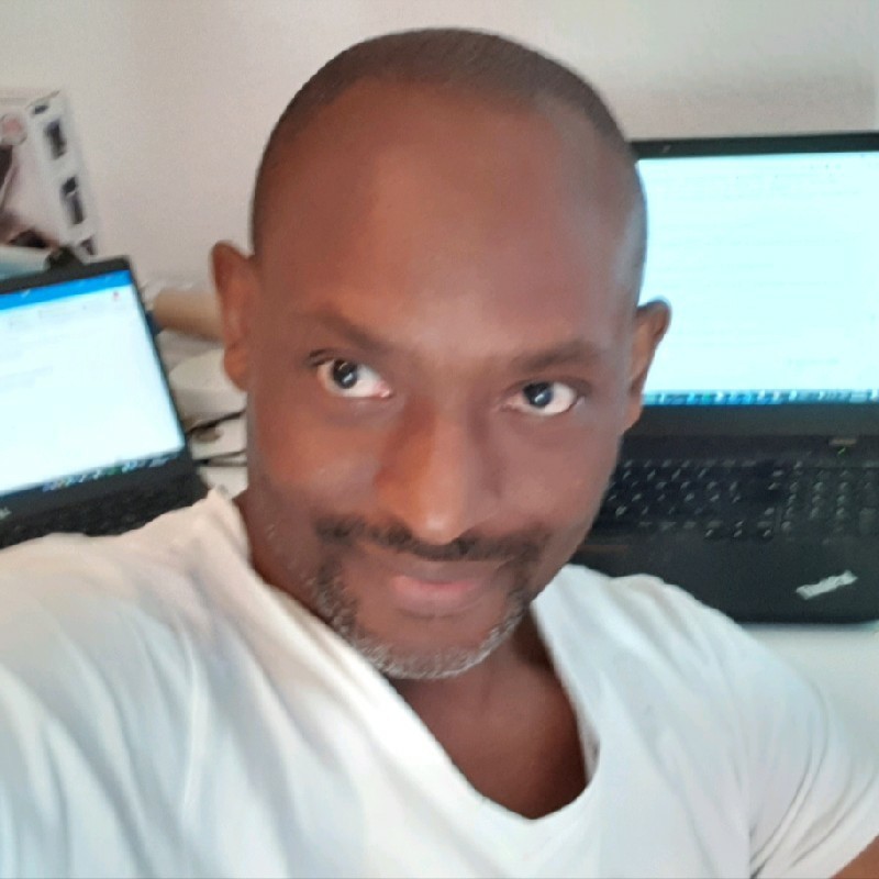 Simon Oke